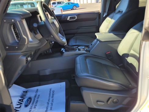 New 2025 Ford Bronco Outer Banks image 5