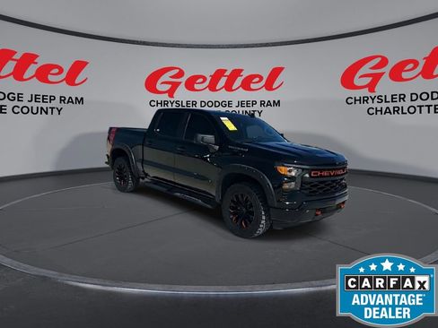 Used 2022 Chevrolet Silverado 1500 Custom image 2