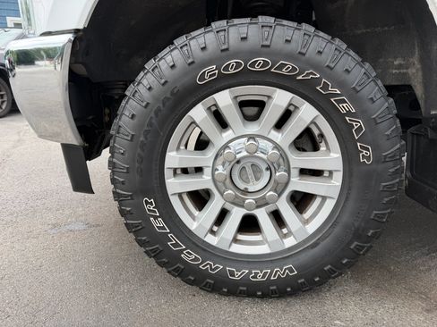Used 2017 Ford F250 XLT AWD/4WD image 20