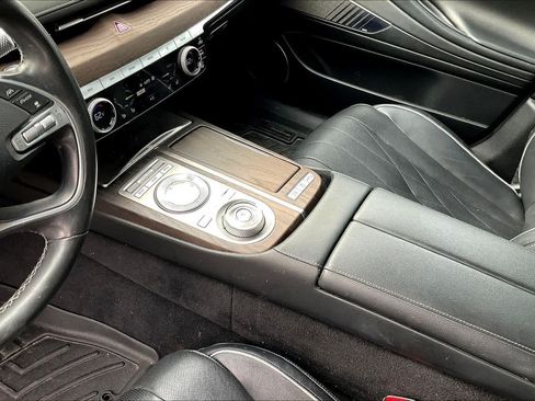 Used 2021 Genesis G80 3.5T RWD image 16