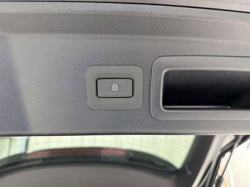 Used 2024 MAZDA CX-30 AWD 2.5 S w/ Select Sport Pkg image 13