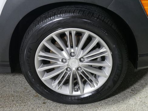 Used 2021 Hyundai Kona SEL AWD/4WD image 15