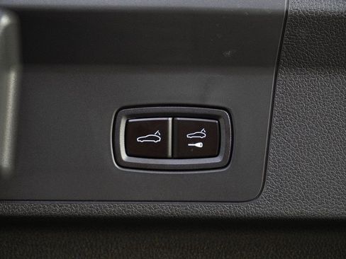New 2026 Porsche Panamera RWD image 31
