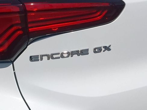 Used 2024 Buick Encore GX Sport Touring w/ Comfort Package FWD image 33