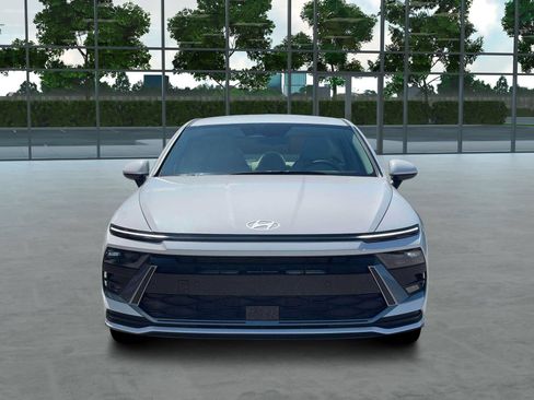 Certified 2026 Hyundai Sonata SE FWD image 12