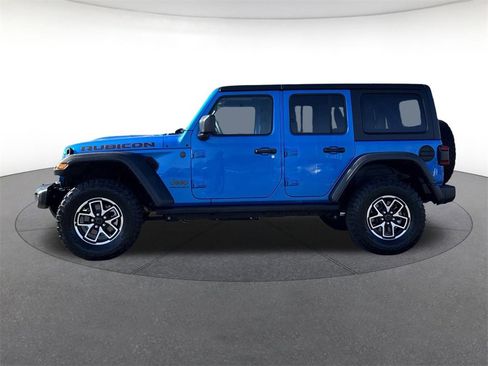 Used 2025 Jeep Wrangler Unlimited Rubicon image 2