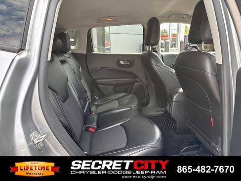 Used 2021 Jeep Compass Trailhawk AWD/4WD image 13