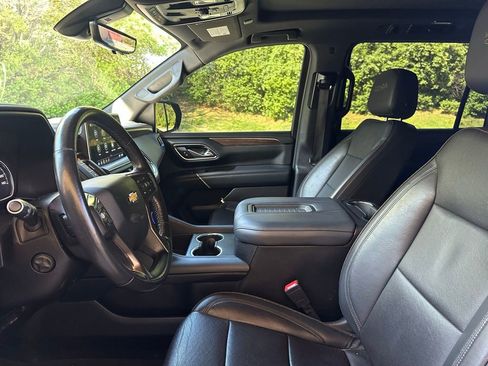 Used 2021 Chevrolet Suburban High Country AWD/4WD image 8