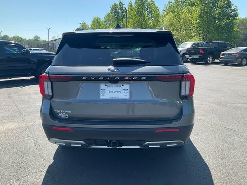 New 2026 Ford Explorer Active w/ Active Comfort Package RWD image 6