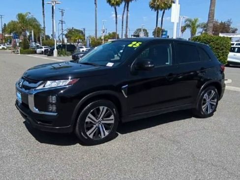 Used 2025 Mitsubishi Outlander Sport SE AWD/4WD image 4