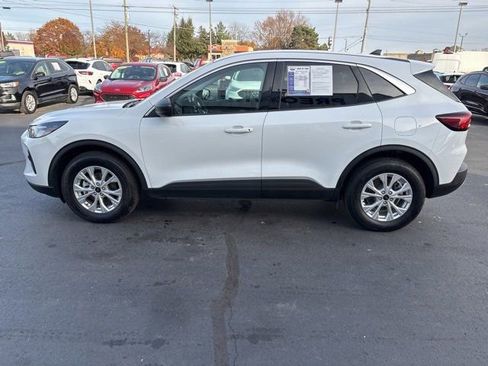 Used 2023 Ford Escape Active AWD/4WD image 17