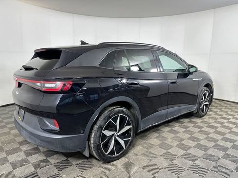 Used 2023 Volkswagen ID.4 Pro S image 3