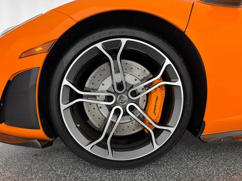 Used 2013 McLaren MP4-12C Coupe image 30