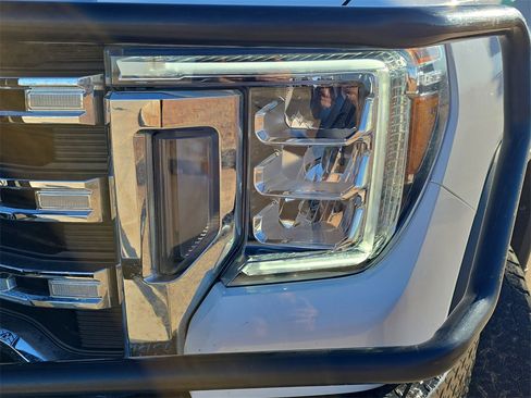 Used 2022 GMC Sierra 2500 SLE w/ Gooseneck/5TH Wheel Package image 27