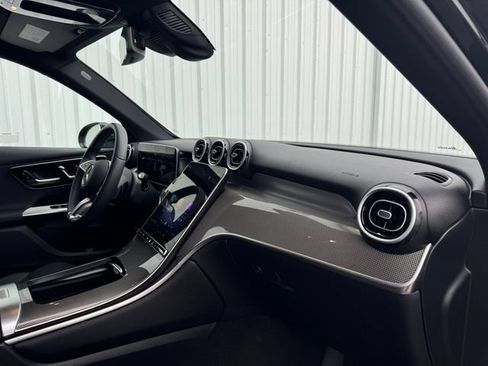 Certified 2025 Mercedes-Benz GLC 300 image 34
