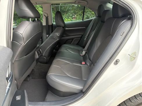 Used 2020 Toyota Camry XLE w/ Driver Assist Package FWD image 14