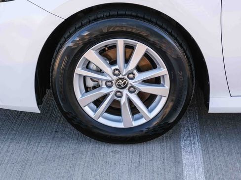 Used 2025 Toyota Camry LE FWD image 10
