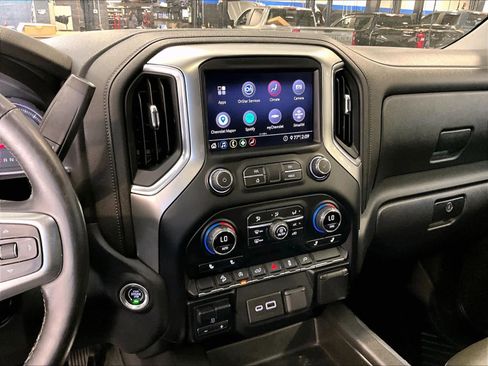 Used 2020 Chevrolet Silverado 1500 LT Trail Boss image 18