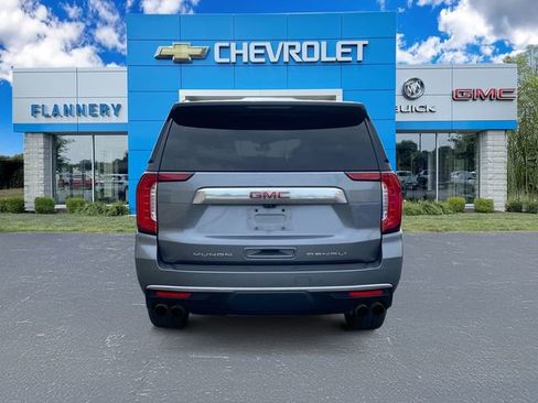 Used 2021 GMC Yukon XL Denali w/ Denali Premium Package AWD/4WD image 4