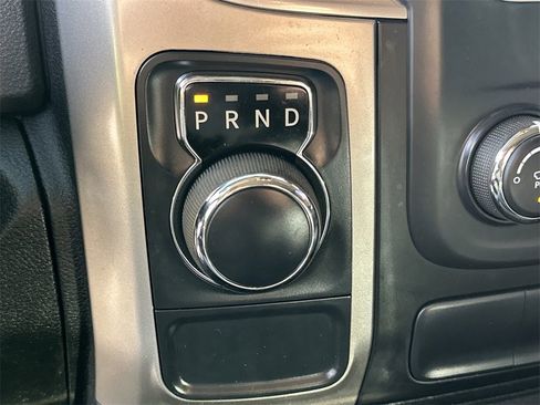 Certified 2019 RAM 1500 Classic SLT image 21