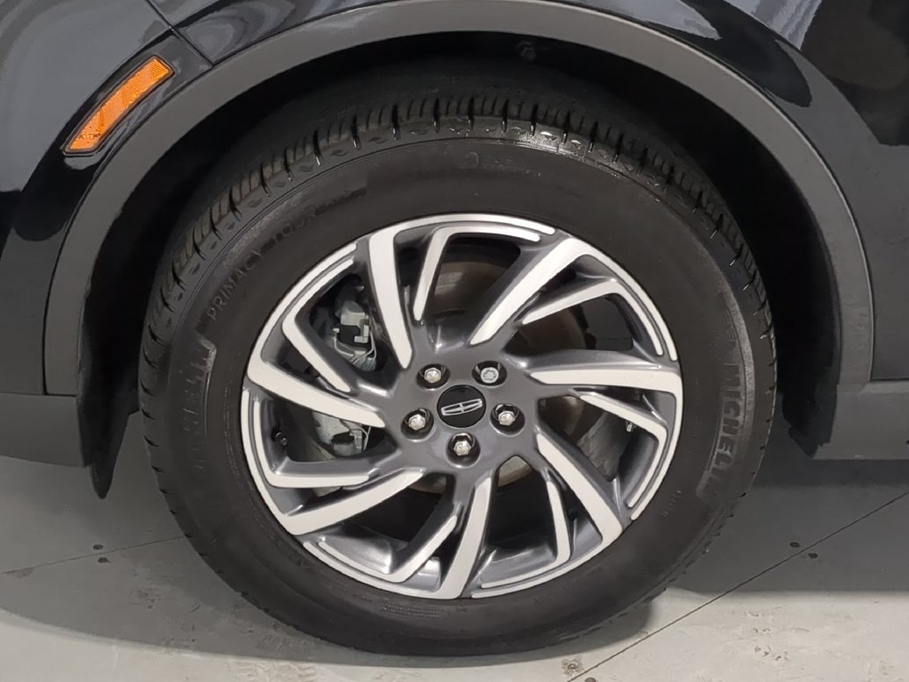 Used 2023 Lincoln Corsair AWD w/ Equipment Group 101A image 17