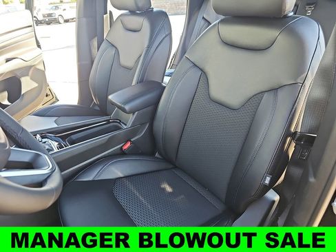 New 2026 Jeep Compass Latitude AWD/4WD image 14