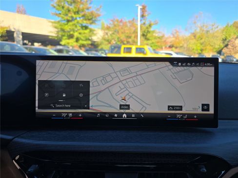 New 2025 BMW 330i xDrive w/ Premium Package image 26