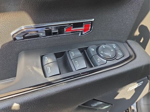 Certified 2024 GMC Sierra 1500 AT4 w/ Technology Package image 15