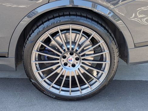 Used 2025 BMW ALPINA XB7 AWD/4WD image 33