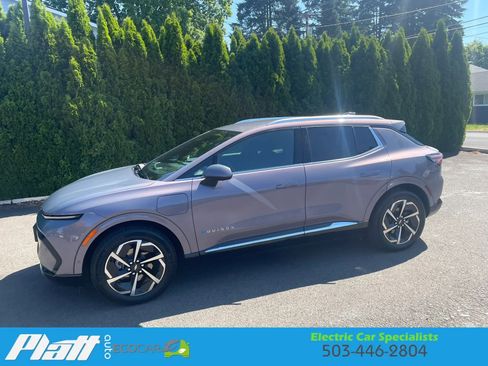 Used 2024 Chevrolet Equinox EV LT w/ Active Safety Package 3 FWD image 4