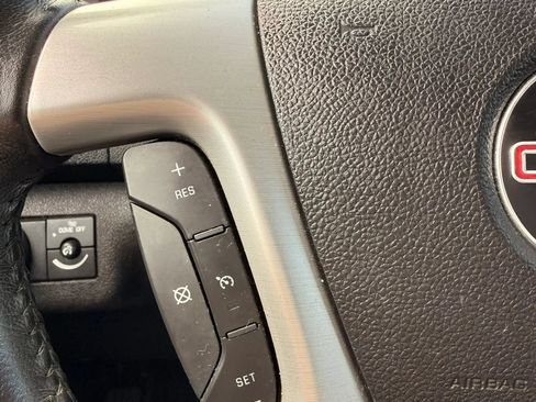 Used 2012 GMC Acadia SLE FWD image 14
