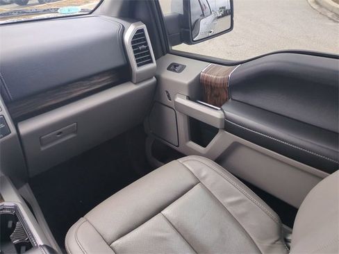 Used 2018 Ford F150 Lariat w/ Equipment Group 501A Mid image 17