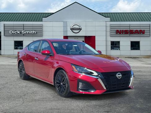 New 2025 Nissan Altima 2.5 SV w/ SV Special Edition Package image 1