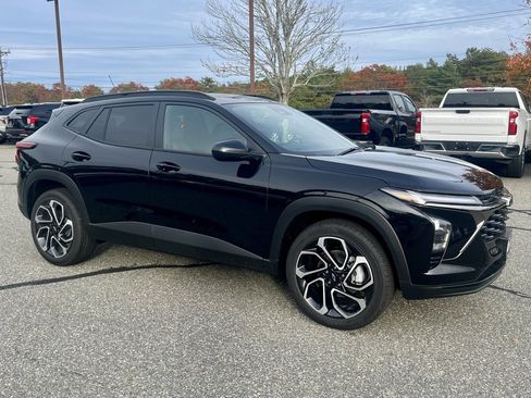 New 2026 Chevrolet Trax RS w/ Driver Confidence Package image 8