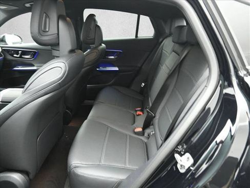 Certified 2026 Mercedes-Benz GLC 300 4MATIC image 19