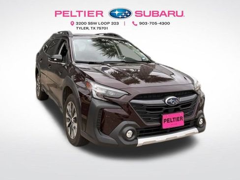 Used 2025 Subaru Outback Limited w/ Tech Package 2 AWD/4WD image 1
