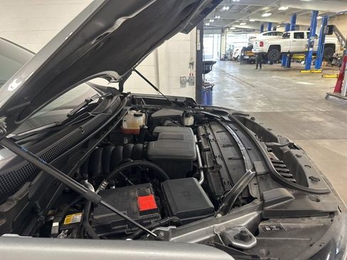 Used 2024 Chevrolet Tahoe Z71 w/ Luxury Package image 45