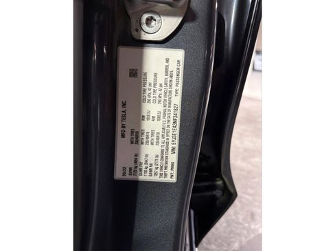 Used 2022 Tesla Model 3 image 19