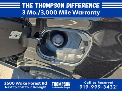 Used 2023 Buick Encore GX Select w/ Sport Touring Package FWD image 31