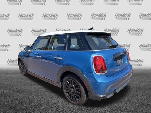 Used 2024 MINI Cooper 4-Door Hardtop FWD image 8