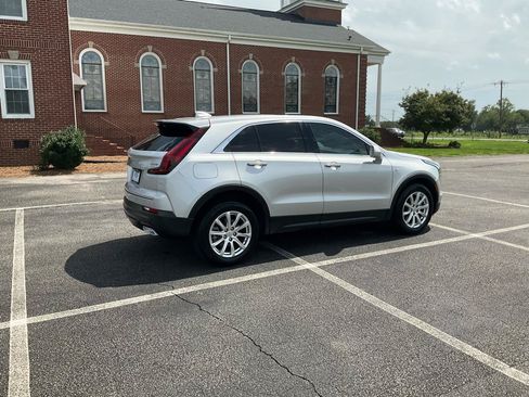 Used 2021 Cadillac XT4 Luxury FWD image 5