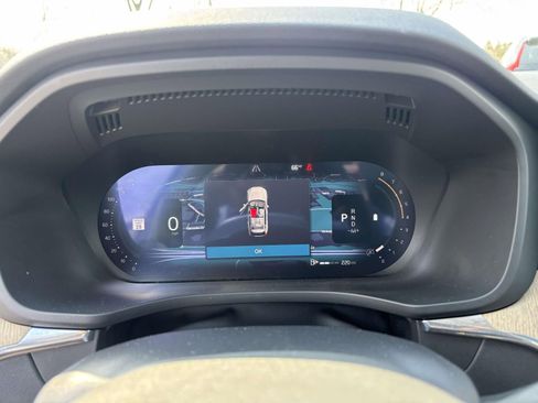 New 2026 Volvo XC60 B5 Plus w/ Protection Package Premier image 15