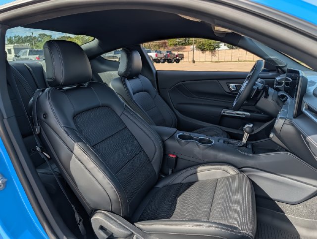 Used 2026 Ford Mustang GT Premium RWD image 25