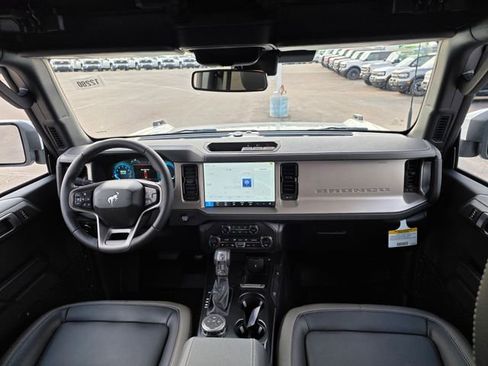 New 2026 Ford Bronco Outer Banks AWD/4WD image 14