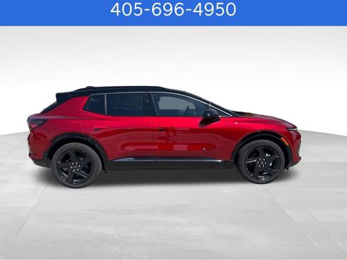 Used 2026 Chevrolet Equinox EV RS FWD image 7