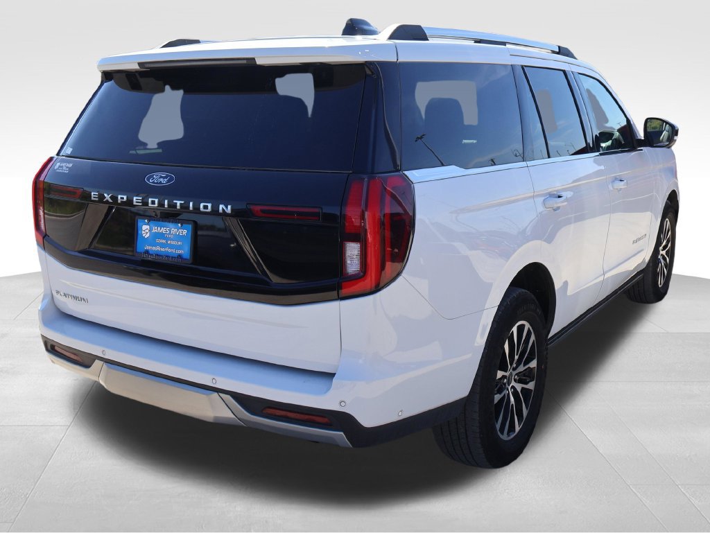 Used 2025 Ford Expedition Platinum AWD/4WD image 5
