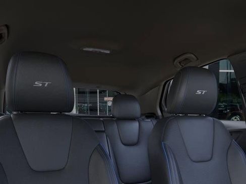 Certified 2025 Buick Encore GX Sport Touring w/ Comfort Package image 24