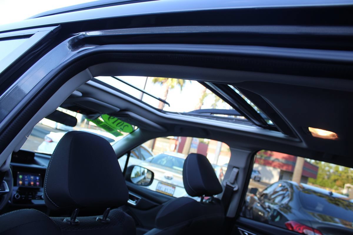 Used 2019 Subaru Forester Premium w/ All-Weather Package AWD/4WD image 25