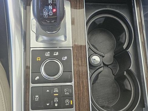 Used 2014 Land Rover Range Rover Sport HSE image 33