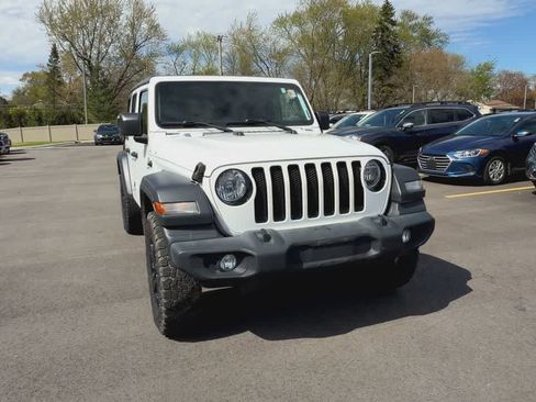 Used 2020 Jeep Wrangler Unlimited Sport AWD/4WD image 3